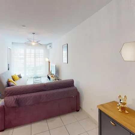 2p A Menton, Centre, Climatise, Terrasse Et Parking - Fr-1-196-336